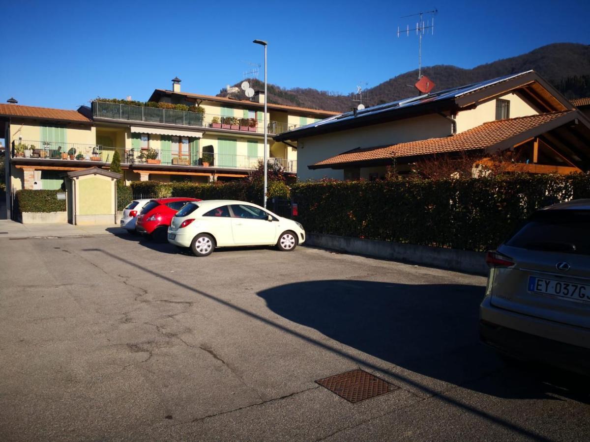 Intero Appartamento Le Coccole Del Lago Provaglio d'Iseo Luaran gambar